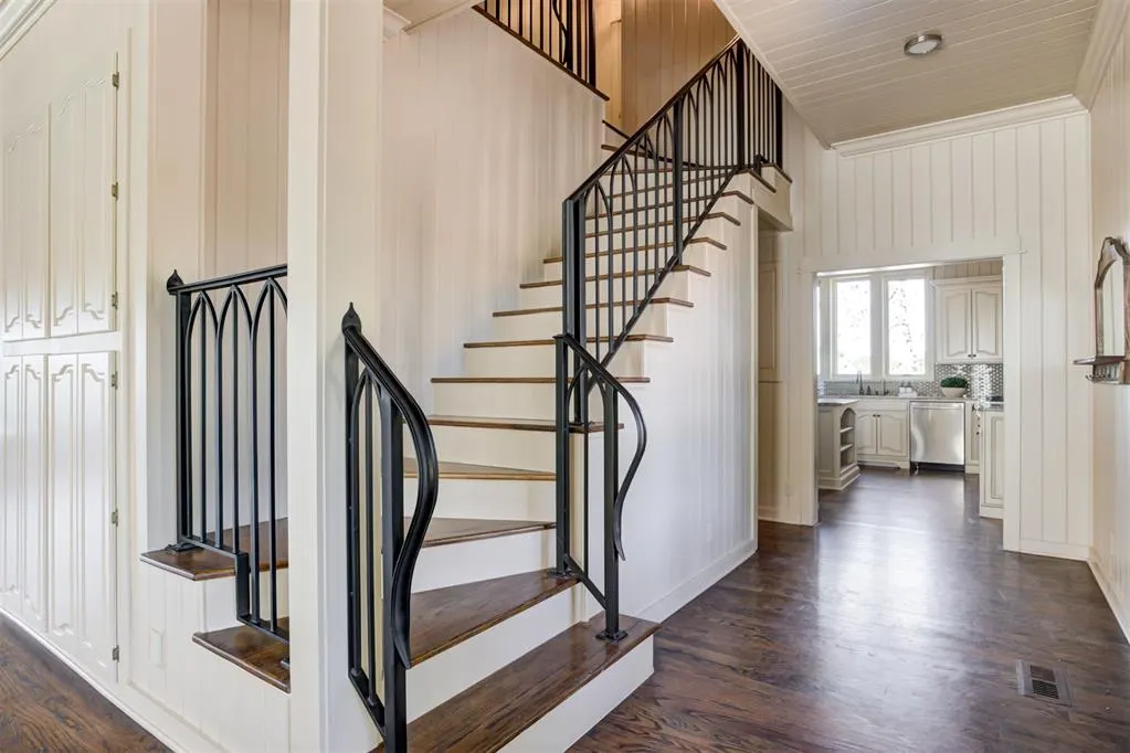 Photo 17 — 800 W Cimarron Boulevard, Crescent, OK 73028