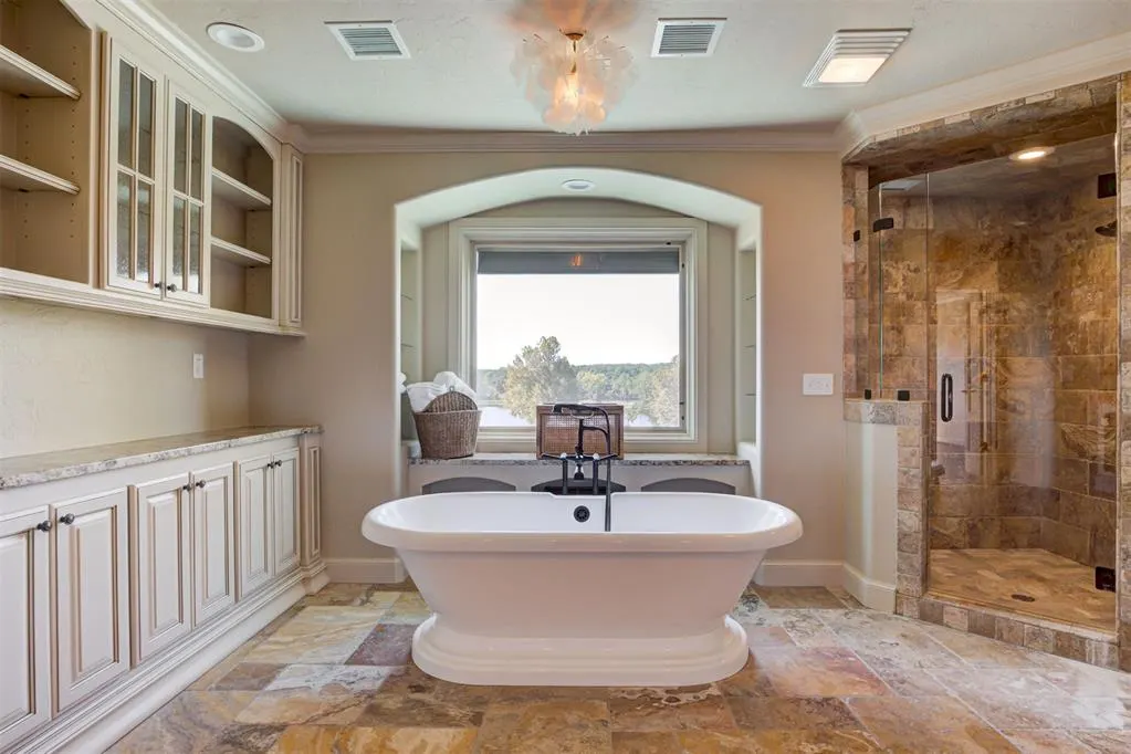 Photo 22 — 800 W Cimarron Boulevard, Crescent, OK 73028