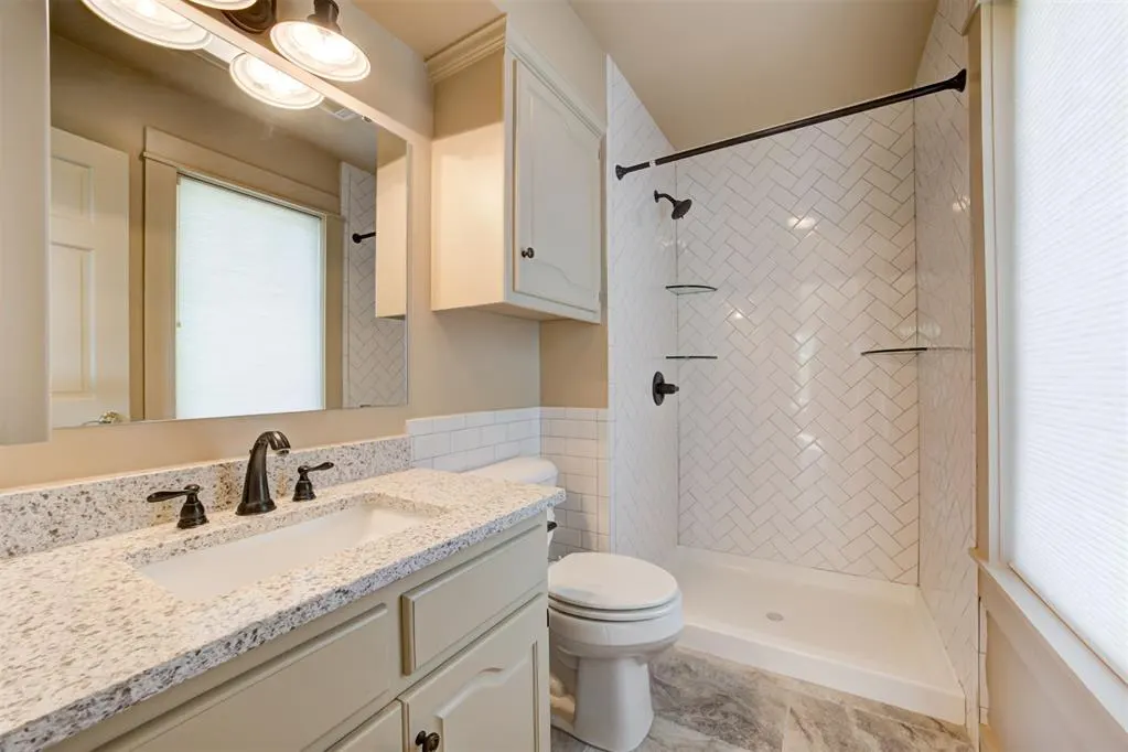 Photo 26 — 800 W Cimarron Boulevard, Crescent, OK 73028