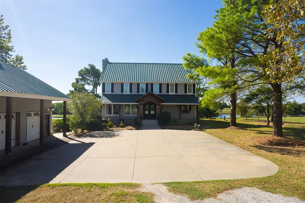 Photo 45 — 800 W Cimarron Boulevard, Crescent, OK 73028
