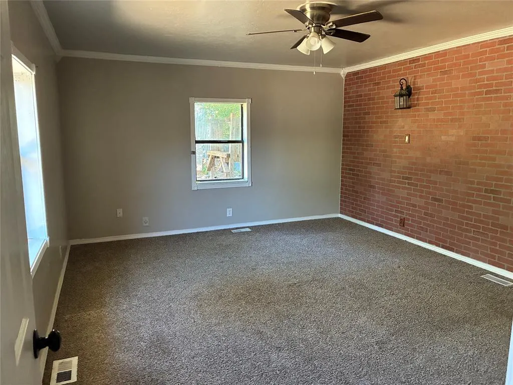 Photo 19 — 3837 SW 39th Street, Oklahoma City, OK 73119