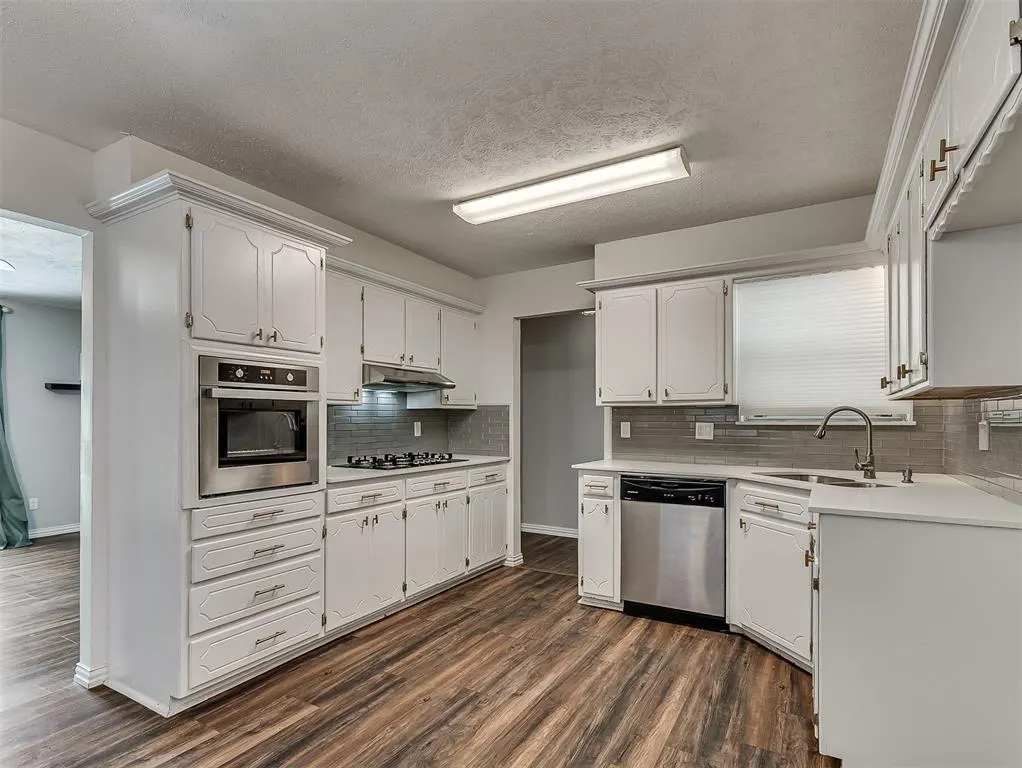 Photo 10 — 10508 Lyndon Road, Oklahoma City, OK 73120