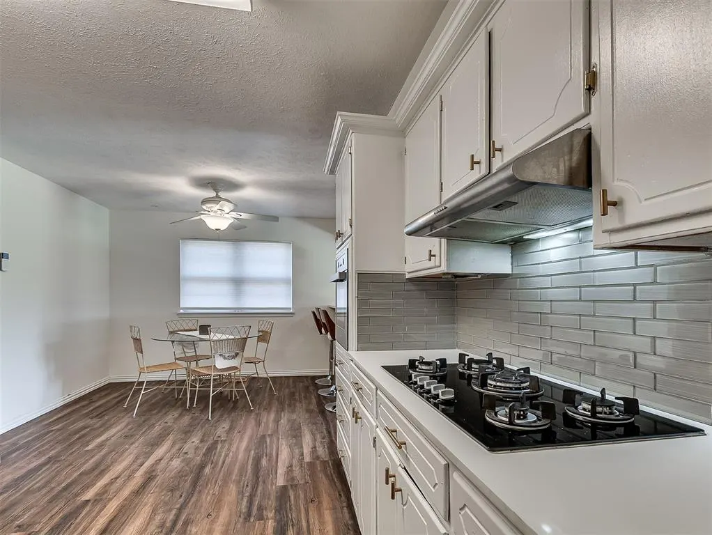 Photo 13 — 10508 Lyndon Road, Oklahoma City, OK 73120