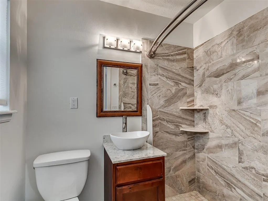 Photo 18 — 10508 Lyndon Road, Oklahoma City, OK 73120
