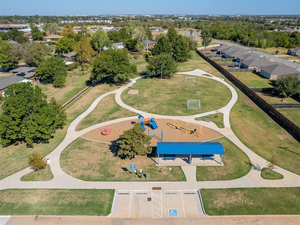 Photo 28 — 10508 Lyndon Road, Oklahoma City, OK 73120