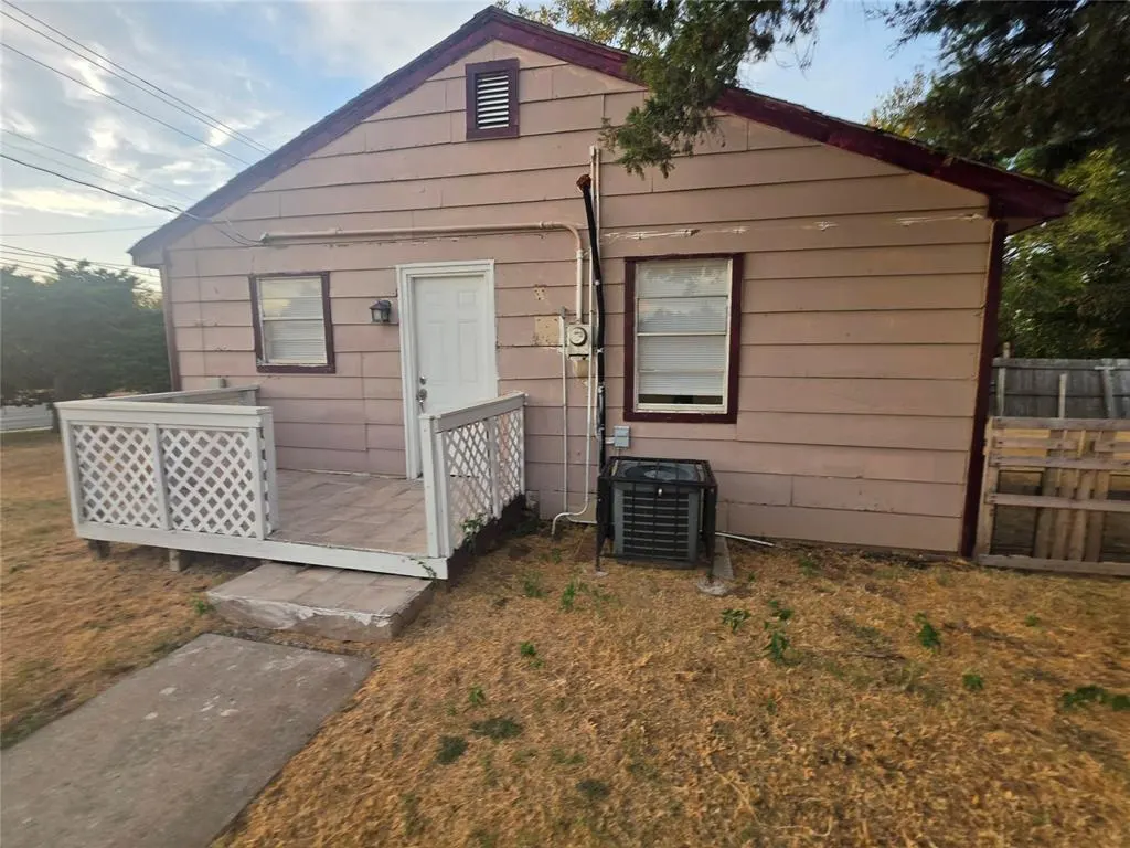 Photo 11 — 1802 N Douglas Boulevard, Midwest City, OK 73141