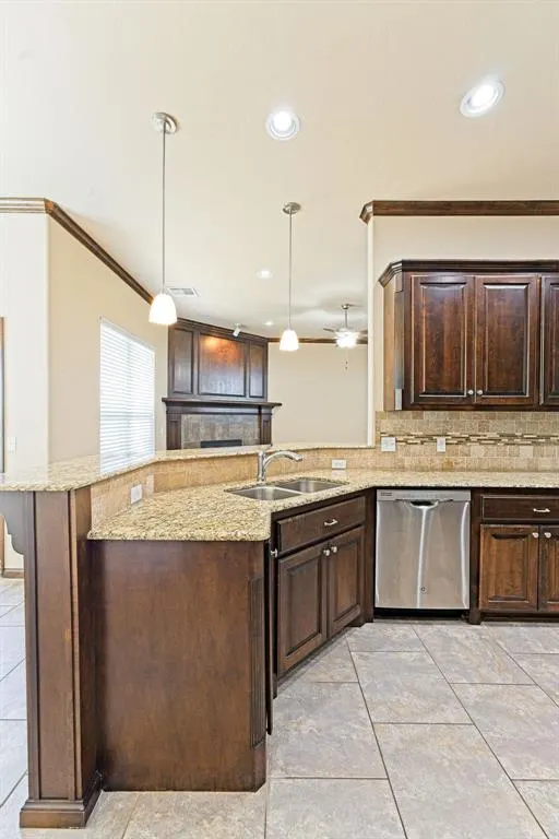 Photo 5 — 815 N Richland Road, Tuttle, OK 73089