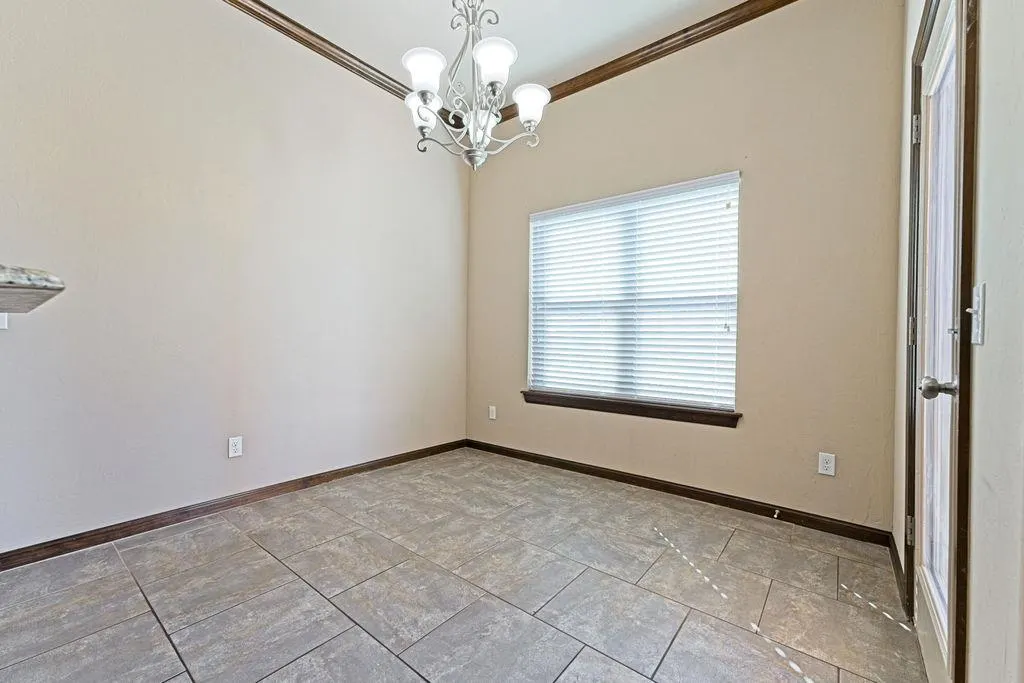 Photo 7 — 815 N Richland Road, Tuttle, OK 73089