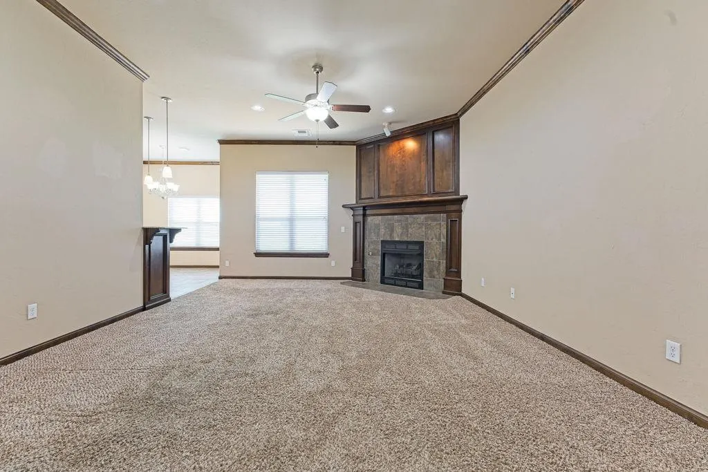 Photo 9 — 815 N Richland Road, Tuttle, OK 73089