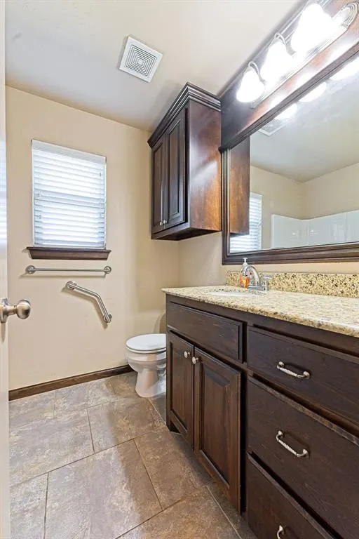 Photo 23 — 815 N Richland Road, Tuttle, OK 73089