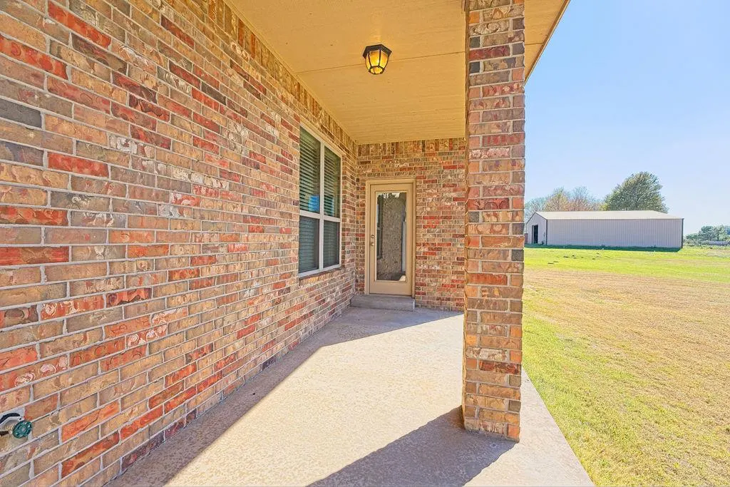 Photo 28 — 815 N Richland Road, Tuttle, OK 73089