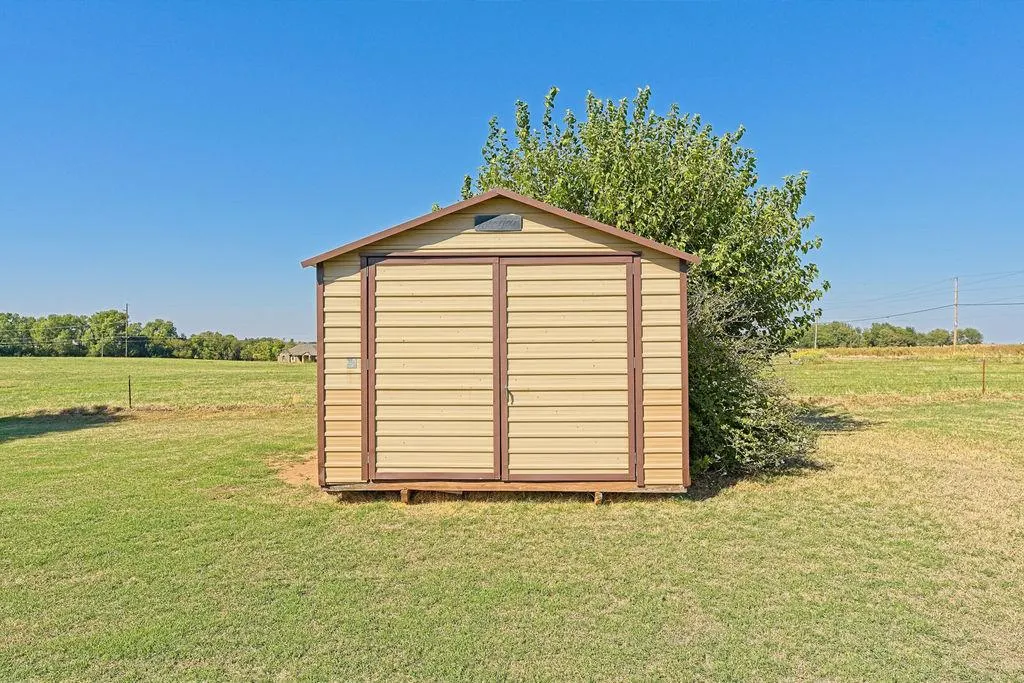 Photo 30 — 815 N Richland Road, Tuttle, OK 73089