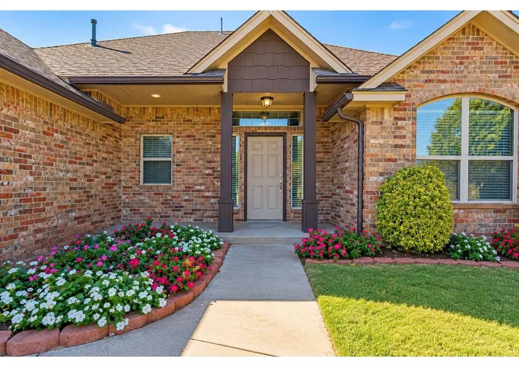 Photo 35 — 815 N Richland Road, Tuttle, OK 73089