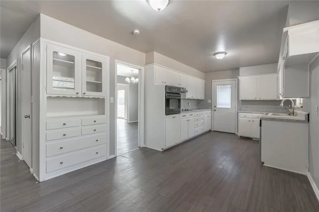Photo 9 — 4420 NW 27th Street, Oklahoma City, OK 73107