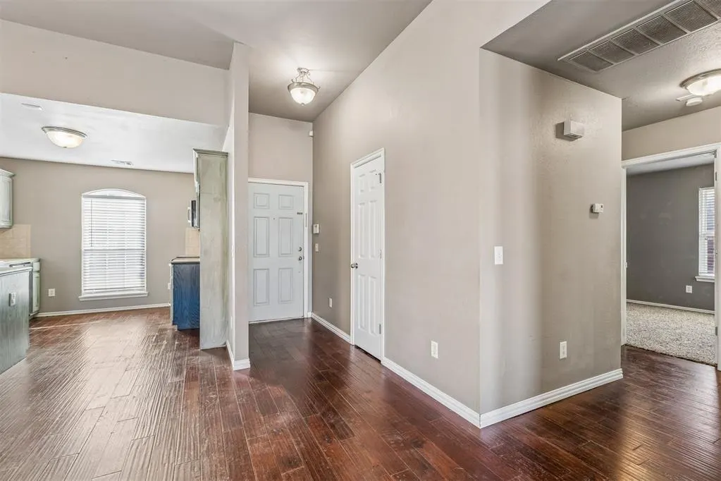 Photo 3 — 4209 Applegate Drive, Moore, OK 73160