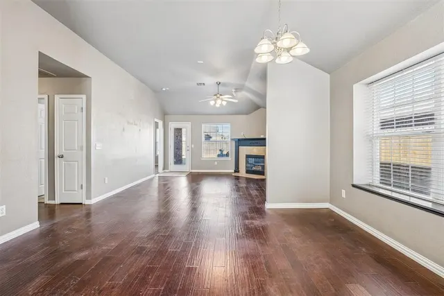 Photo 5 — 4209 Applegate Drive, Moore, OK 73160