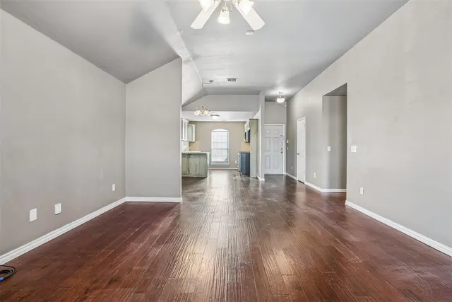 Photo 7 — 4209 Applegate Drive, Moore, OK 73160