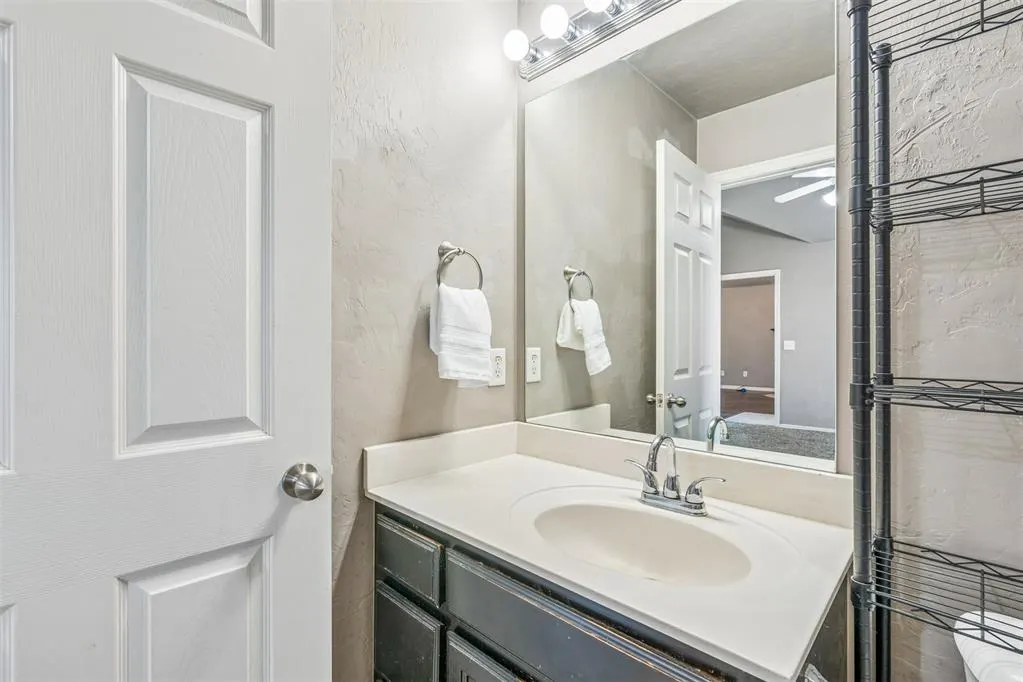 Photo 22 — 4209 Applegate Drive, Moore, OK 73160