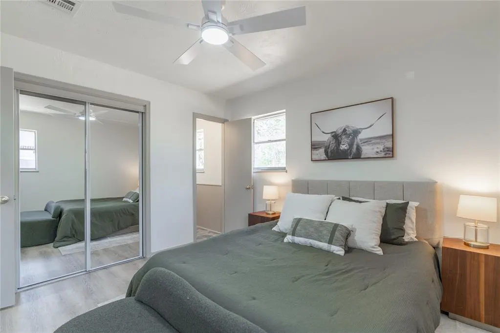 Photo 15 — 117 NE 11th Street, Moore, OK 73160