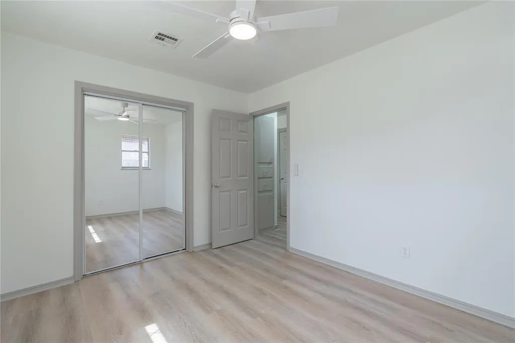 Photo 21 — 117 NE 11th Street, Moore, OK 73160