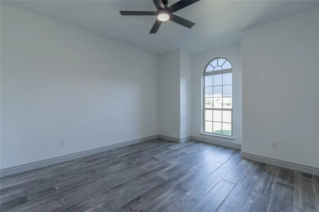 Photo 31 — 8729 Ally Way, Yukon, OK 73099