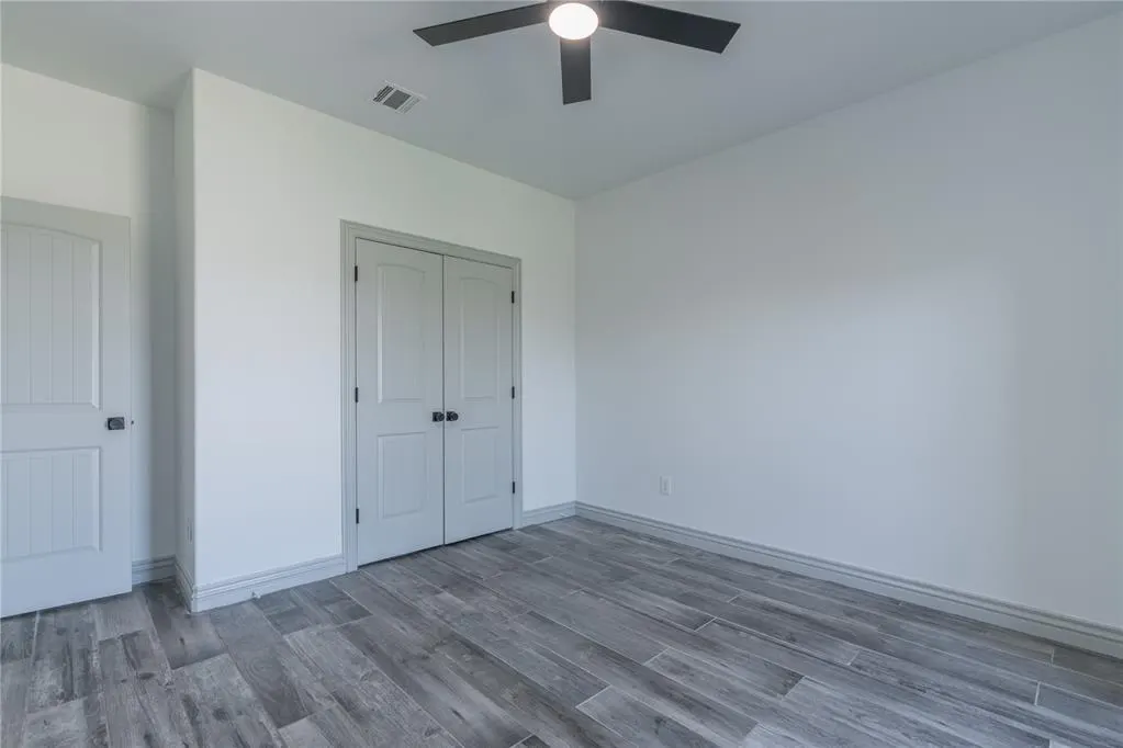Photo 32 — 8729 Ally Way, Yukon, OK 73099