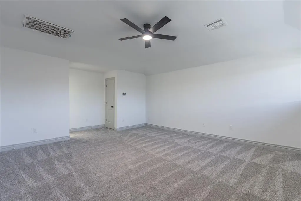 Photo 34 — 8729 Ally Way, Yukon, OK 73099