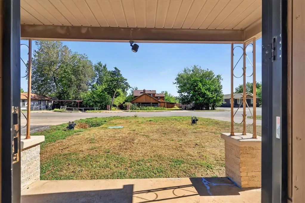 Photo 6 — 1606 S Choctaw Avenue, El Reno, OK 73036