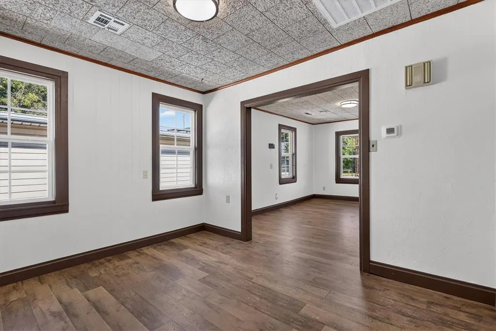 Photo 13 — 1606 S Choctaw Avenue, El Reno, OK 73036