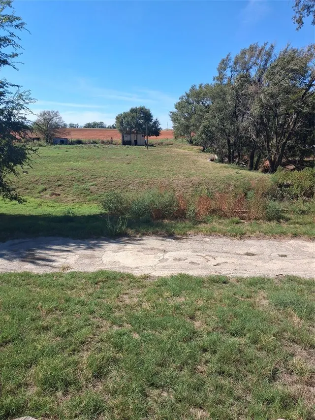Photo 7 — 21154 E 1130 Road, Foss, OK 73647