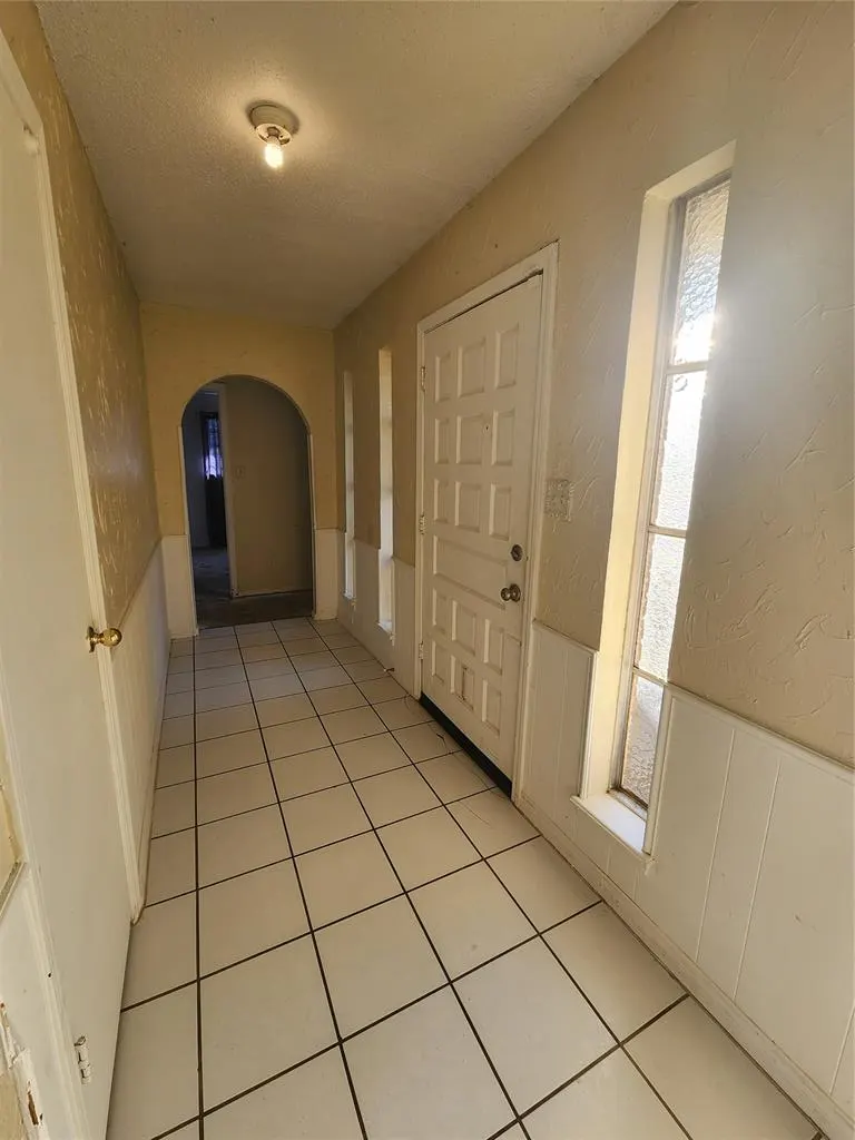 Photo 10 — 1801 Burnt Oak Street, Norman, OK 73071