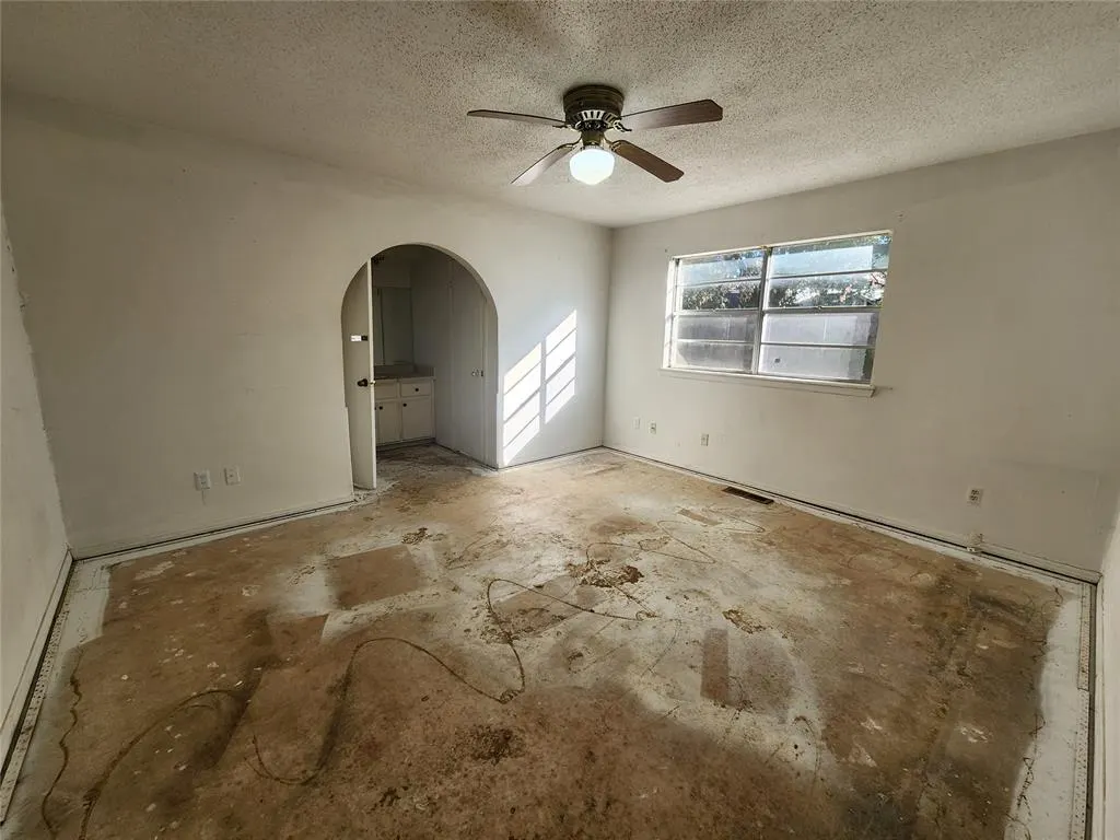 Photo 12 — 1801 Burnt Oak Street, Norman, OK 73071