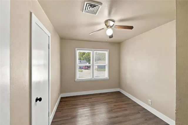 Photo 8 — 154 Blackburn Boulevard, Elk City, OK 73644