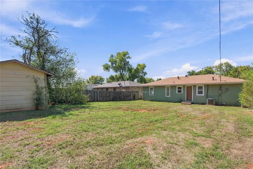 Photo 17 — 154 Blackburn Boulevard, Elk City, OK 73644