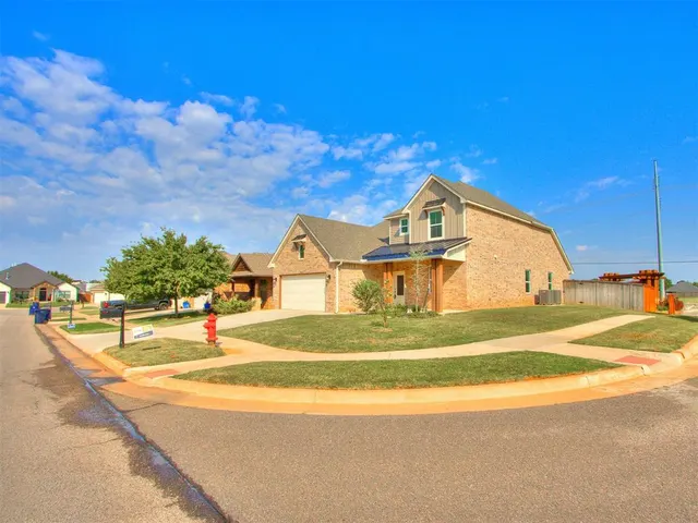 Photo 3 — 901 NW 192nd Terrace, Edmond, OK 73012