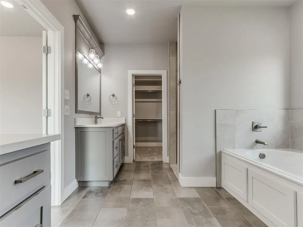 Photo 9 — 901 NW 192nd Terrace, Edmond, OK 73012