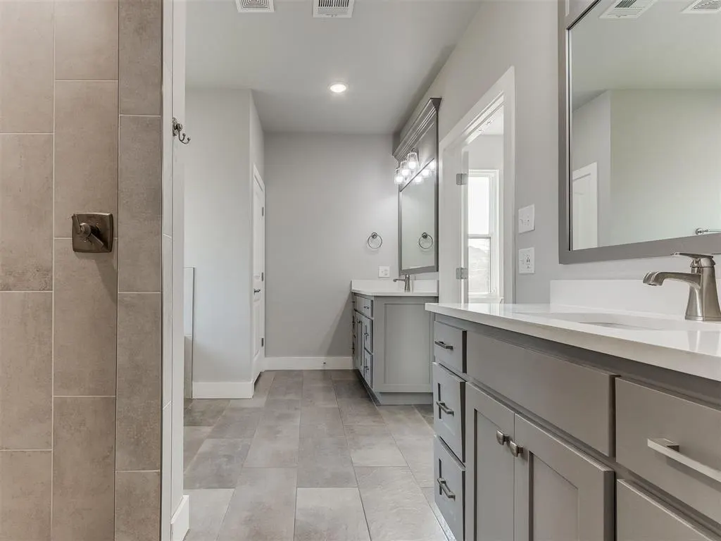 Photo 10 — 901 NW 192nd Terrace, Edmond, OK 73012