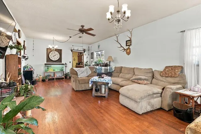 Photo 4 — 313 S Magnolia Avenue, Erick, OK 73645