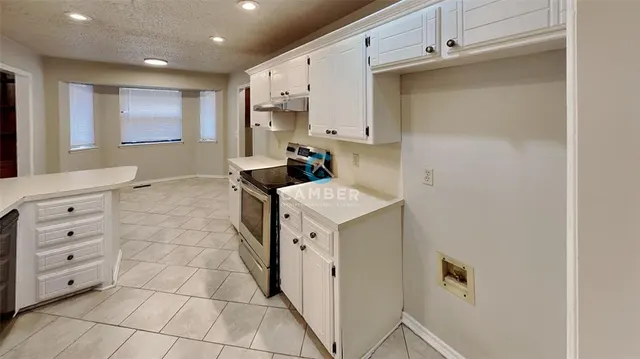 Photo 8 — 13233 Eastridge Drive, Oklahoma City, OK 73170