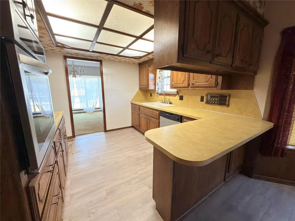 Photo 2 — 11200 NW 112th Street, Yukon, OK 73099