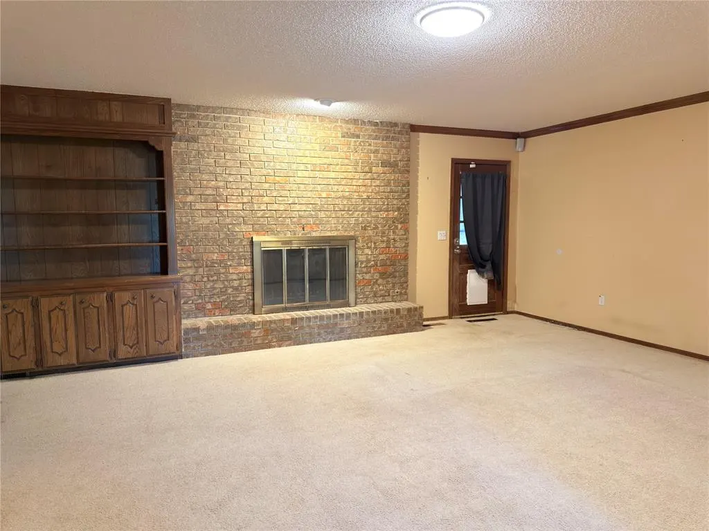 Photo 9 — 11200 NW 112th Street, Yukon, OK 73099