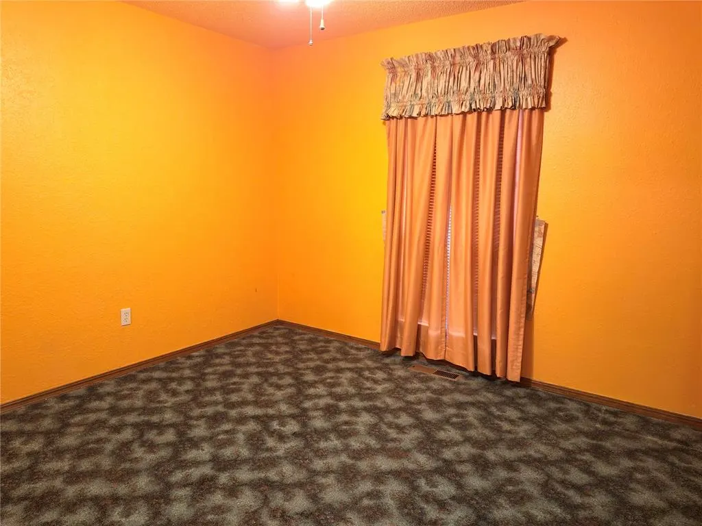 Photo 26 — 11200 NW 112th Street, Yukon, OK 73099