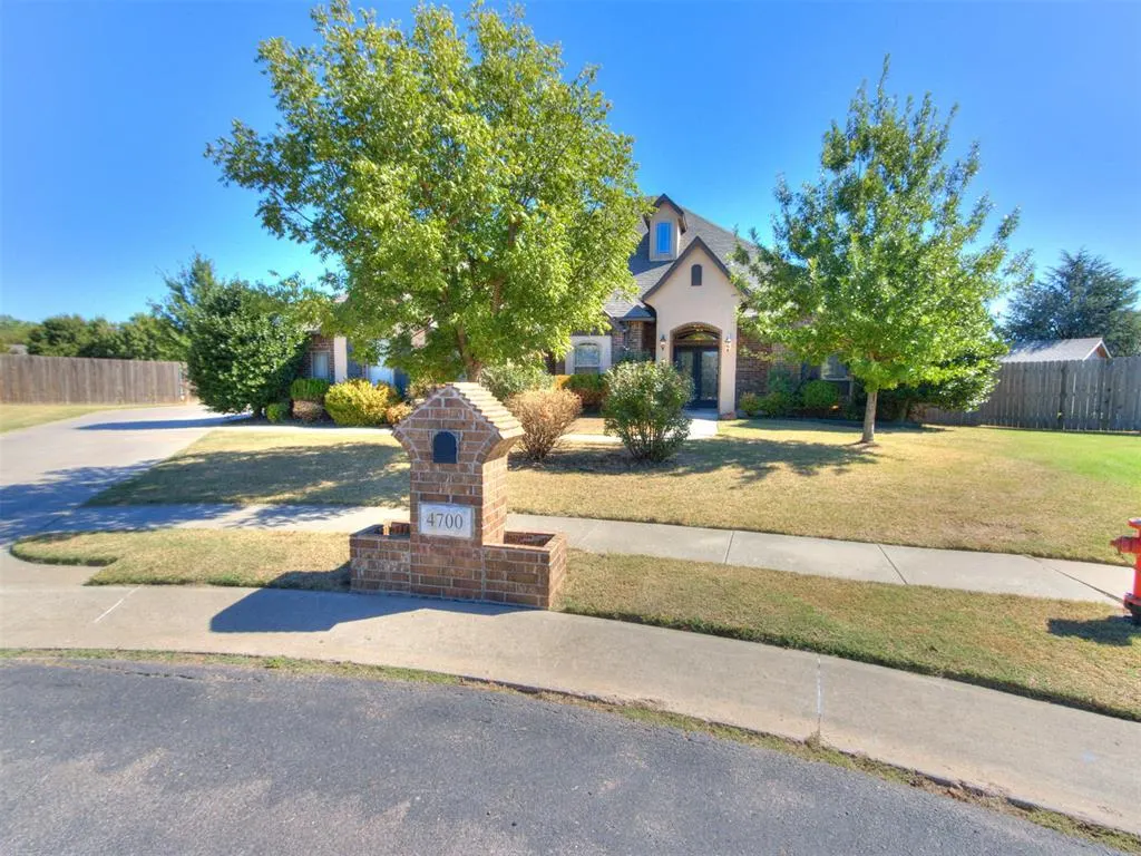 Photo 2 — 4700 SW 125th Place, Oklahoma City, OK 73173
