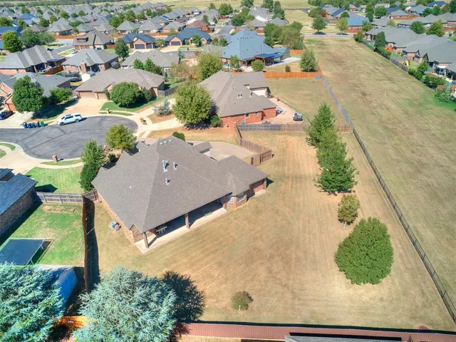 Photo 4 — 4700 SW 125th Place, Oklahoma City, OK 73173