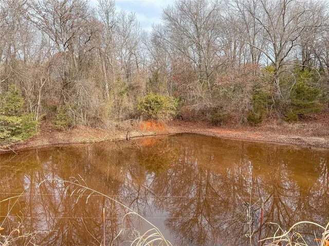 Photo 4 — 32132 Yellow Brick Road, Tecumseh, OK 74873