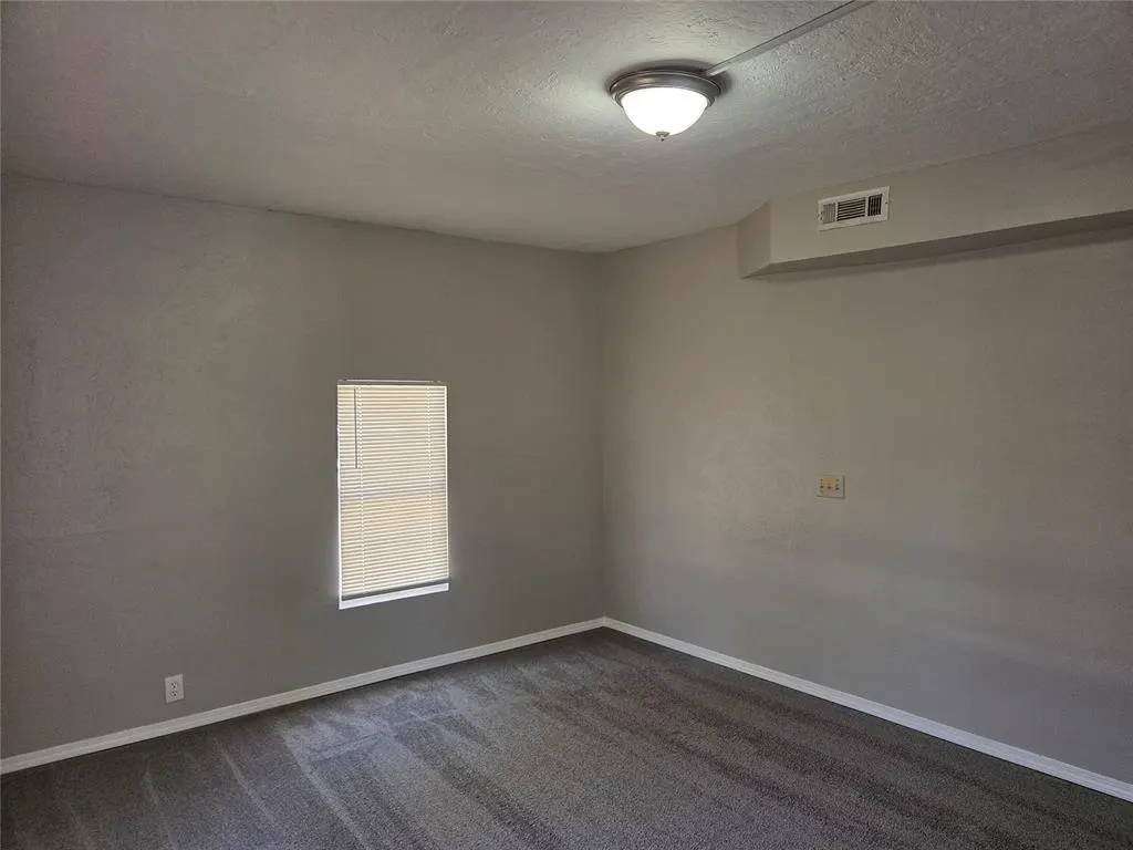 Photo 4 — 740 NW 91st Street, Oklahoma City, OK 73114