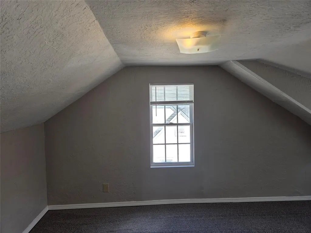 Photo 8 — 740 NW 91st Street, Oklahoma City, OK 73114