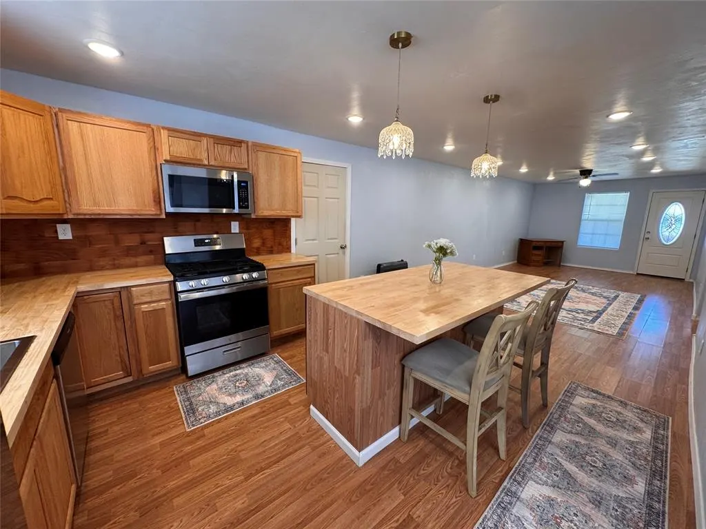 Photo 9 — 1350 Coolidge Street, Seminole, OK 74868