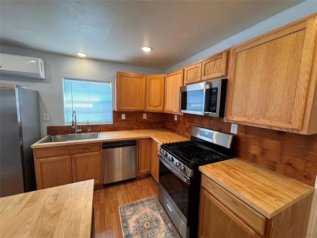 Photo 10 — 1350 Coolidge Street, Seminole, OK 74868