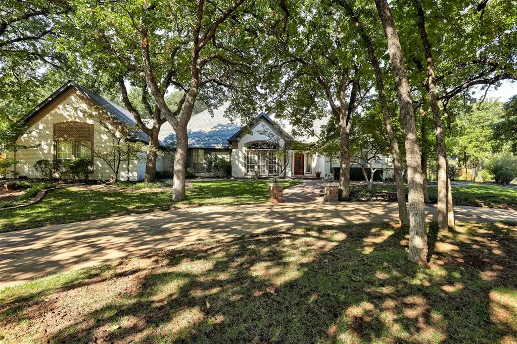 Front exterior — 1823 Oak Forest Drive, Edmond, OK 73025